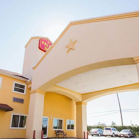 Scottish Inns Suites East Sam Houston Pkwy North チャネルヴュー エクステリア 写真
