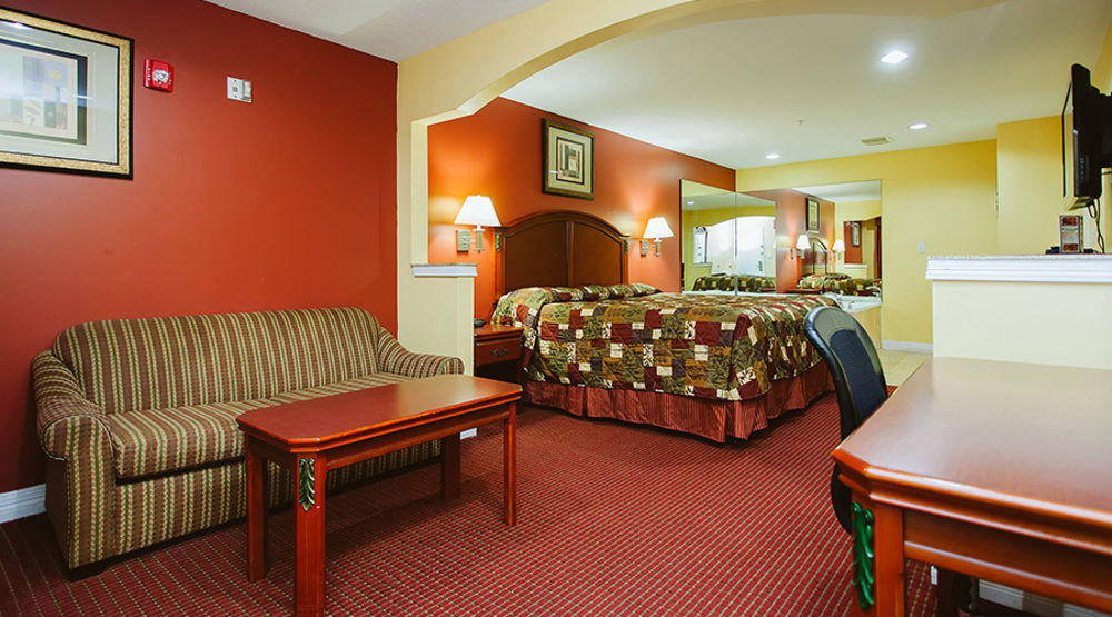 Scottish Inns Suites East Sam Houston Pkwy North チャネルヴュー エクステリア 写真